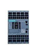 Nameplate of the Siemens SIRIUS 3RT2015-2BB42 power contactor with 7 A and 3 kW at 400 V