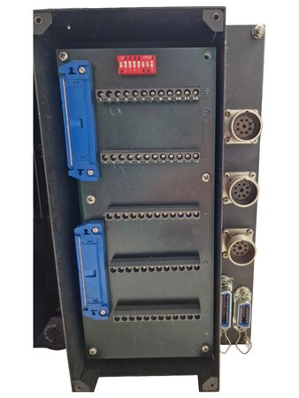 Connections of the Heidenhain TNC 135 ST CNC control